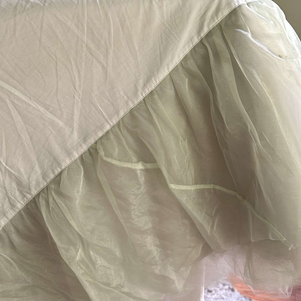 Pottery Barn Icy Tulle Bed Skirt Full